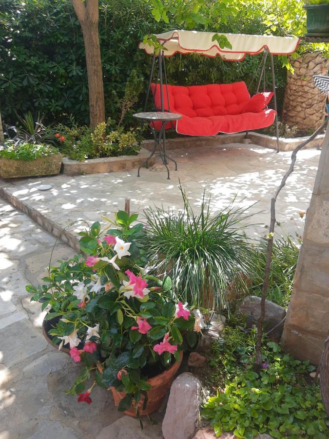 Sea-Side Old Stone Villa With A Private Garden Budva Zewnętrze zdjęcie