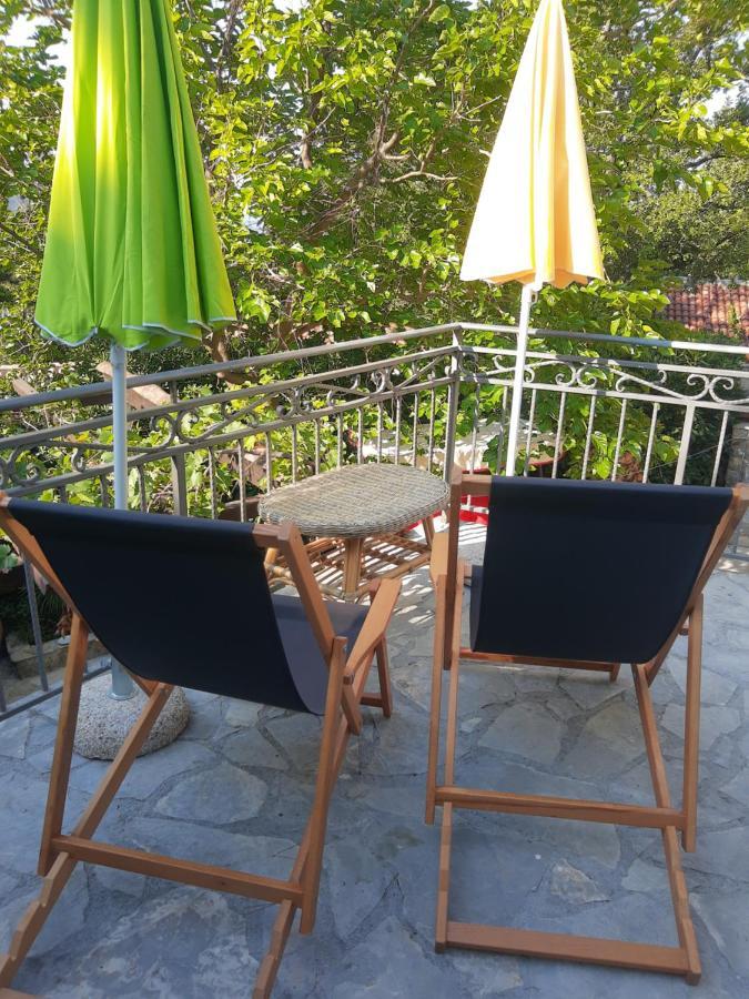 Sea-Side Old Stone Villa With A Private Garden Budva Zewnętrze zdjęcie